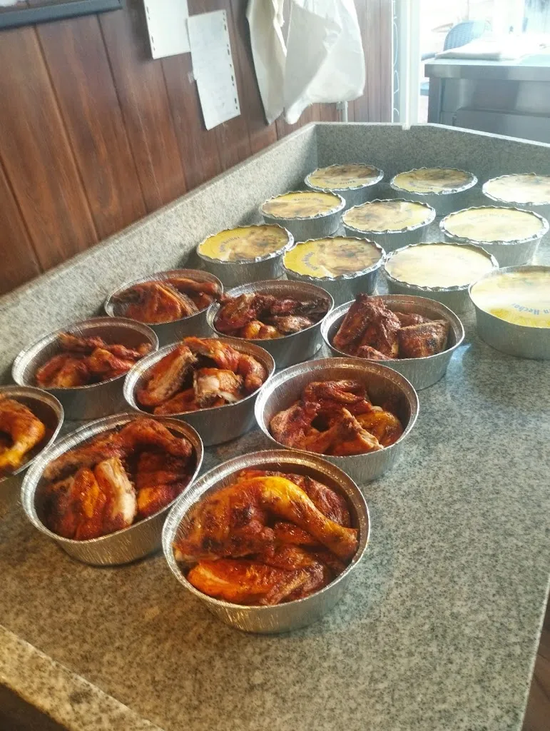 Asadero de leña H.Leyva_Purullena_slider_image_3