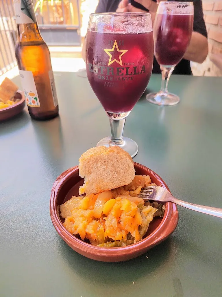 Marcos Cuevas_Bar La Fabiola _Purullena_review