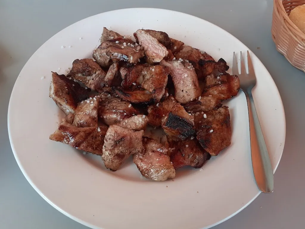 Juan Ortega Del Moral_Café bar el pavillo_Torre-Cardela_review