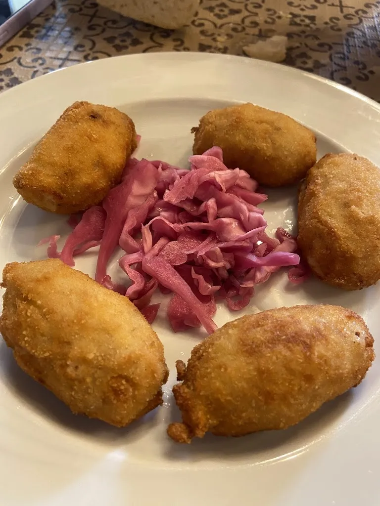 Carmen Estrada Fernández_Restaurante La Cantina del Dragón_Soportújar_review