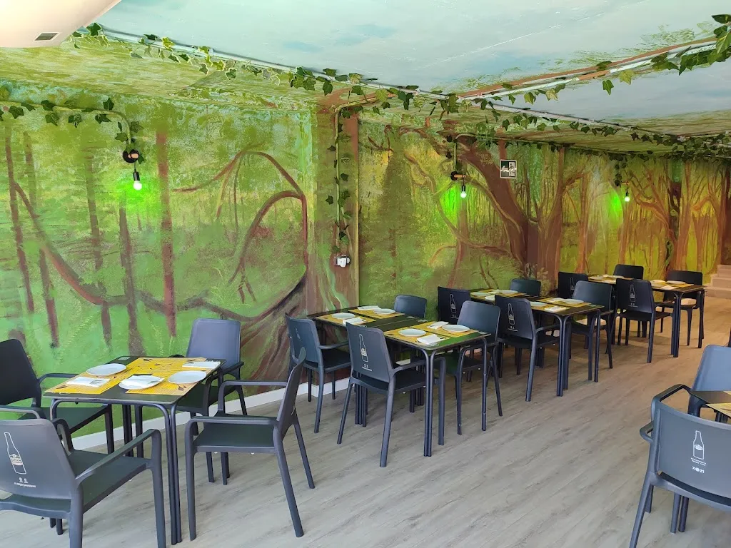 Las Cuatro Escobas restaurant in Soportújar