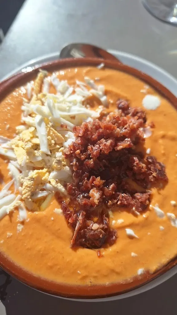 Irene Fernandez Velazquez_Los Toneles de la Bruja_Soportújar_review