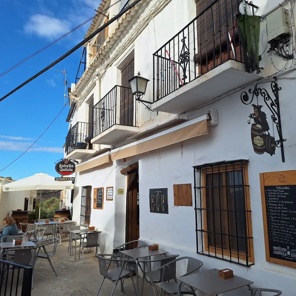 Los Toneles de la Bruja_Soportújar_slider_image_3