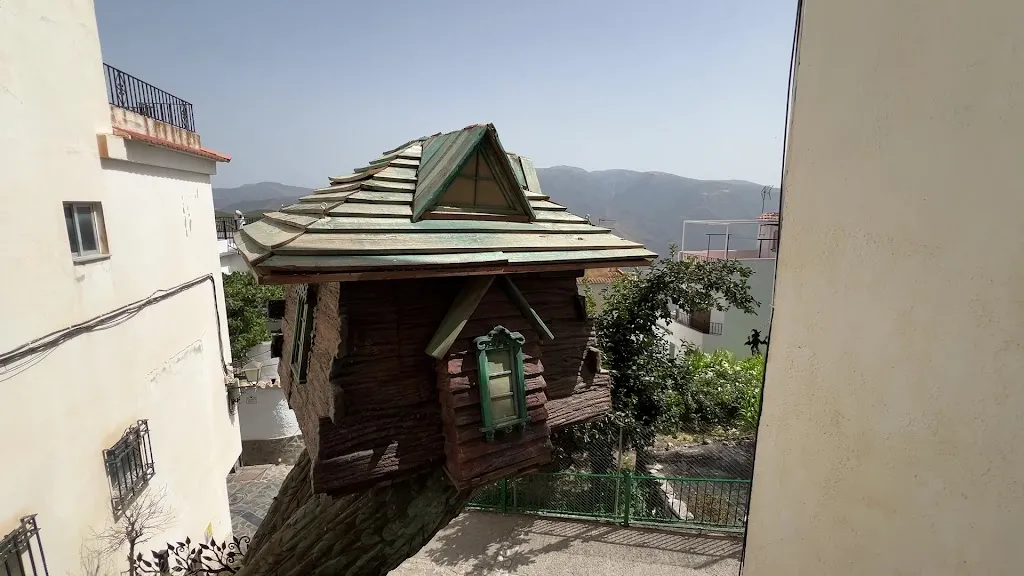 Casa de Baba-Yaga_Soportújar_slider_image_2