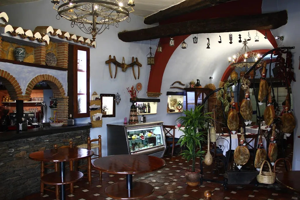 Mesón Rural Tio Tobas restaurant in Valle del Zalabí