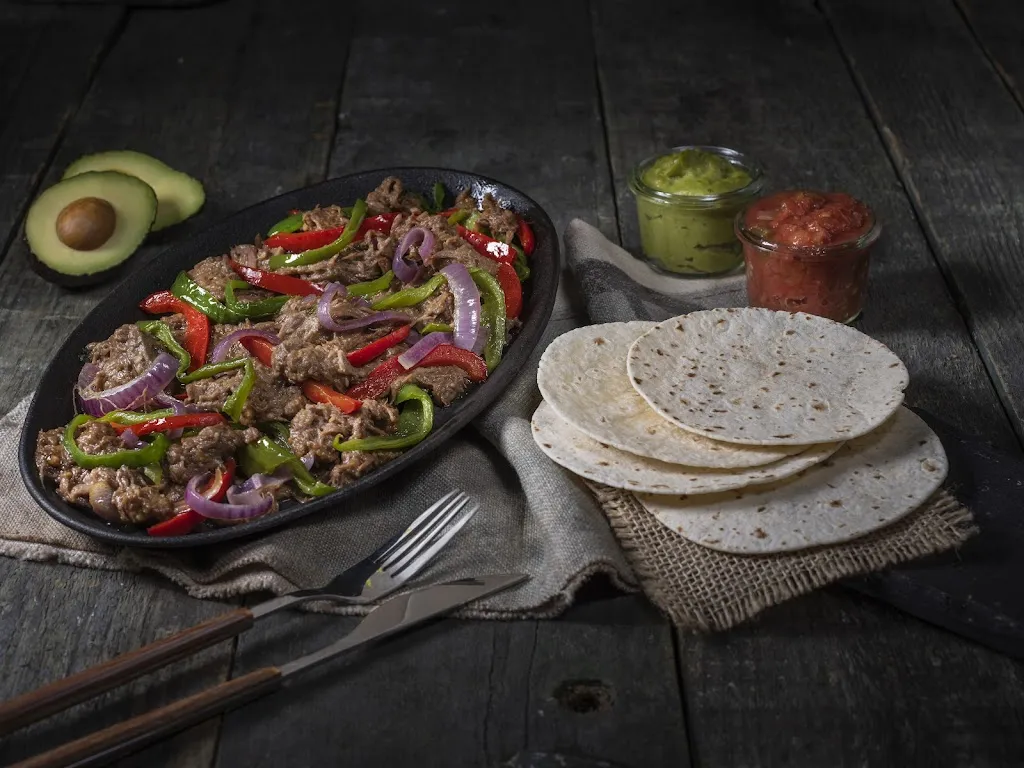 Cantina Mariachi_Pulianas_slider_image_2