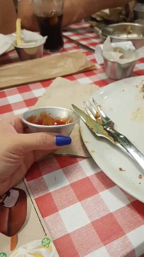 elham fartash_POMODORO Pizza Pasta Burritos_Pulianas_review