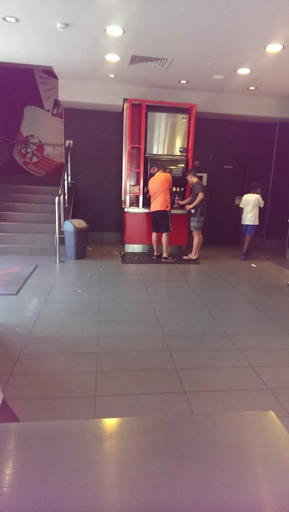 Harry Chager_KFC_Pulianas_review