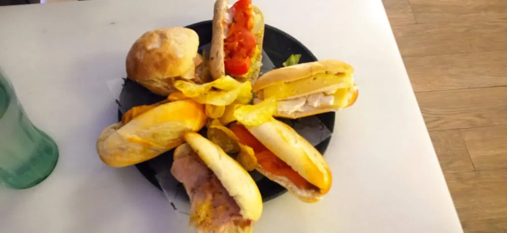 Menu_100 Montaditos_Pulianas_image_6