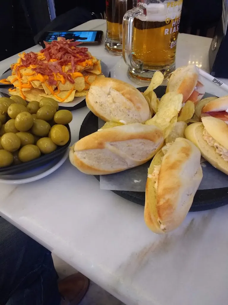 Menu_100 Montaditos_Pulianas_image_9