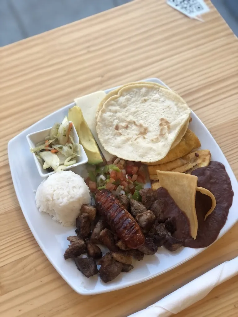 Menu_Pupuseria Camino del Valle_Valle El_image_5