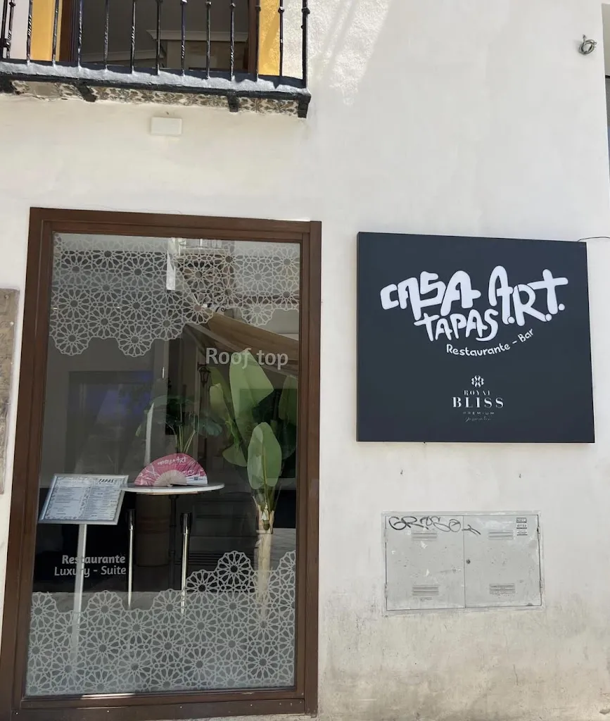 CASA A.R.T TAPAS restaurant in Santa Cruz del Comercio