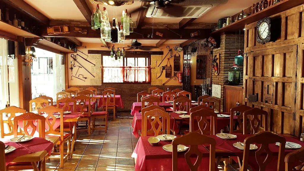 Restaurante El Comercio restaurant in Santa Cruz del Comercio