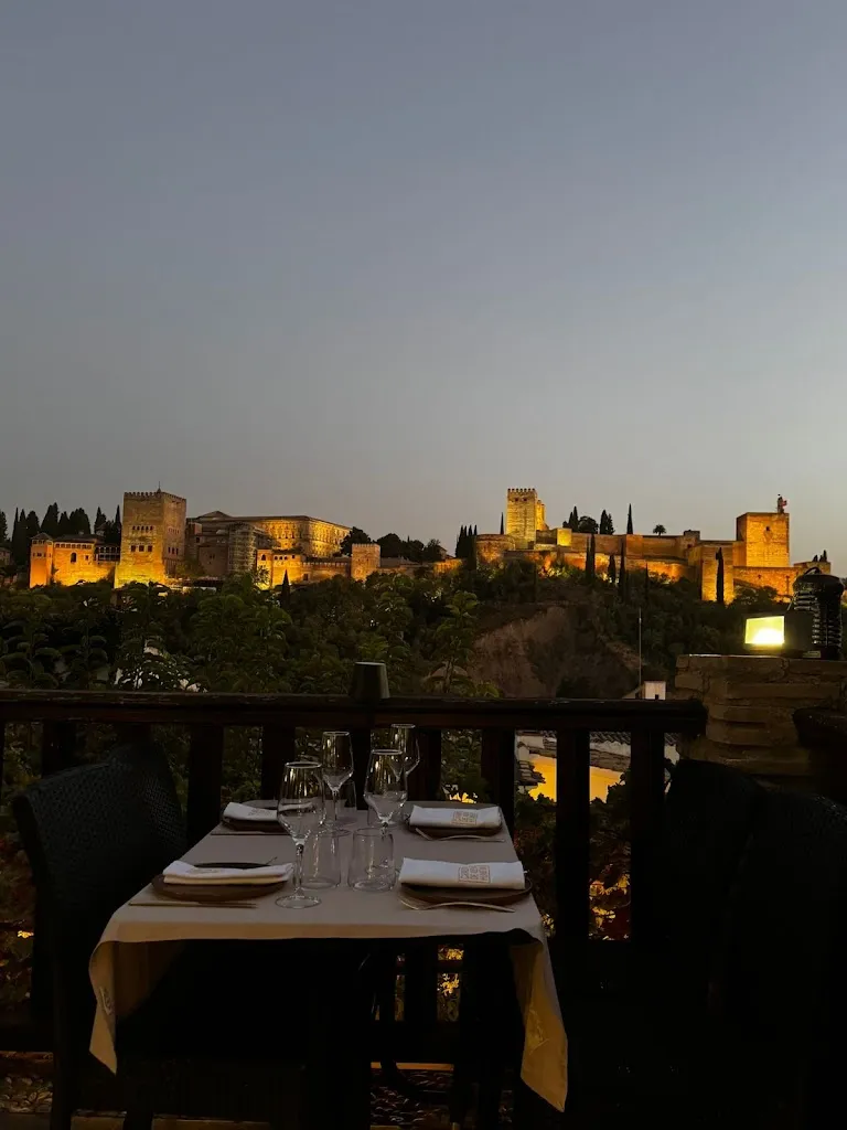 Restaurante Carmen De Aben Humeya_Villamena_slider_image_3