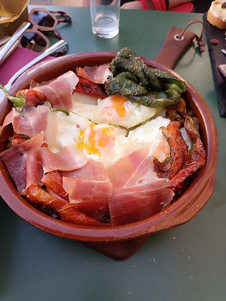 Menu_Bar King_Ugíjar_image_6