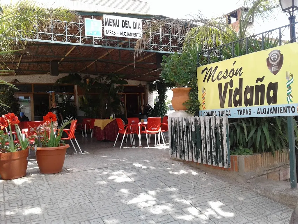 Hostal y Restaurante Vidaña. restaurant in Ugíjar