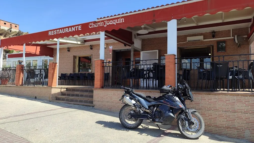 Bruce Adv_Restaurante CHERIN - Joaquín_Ugíjar_review