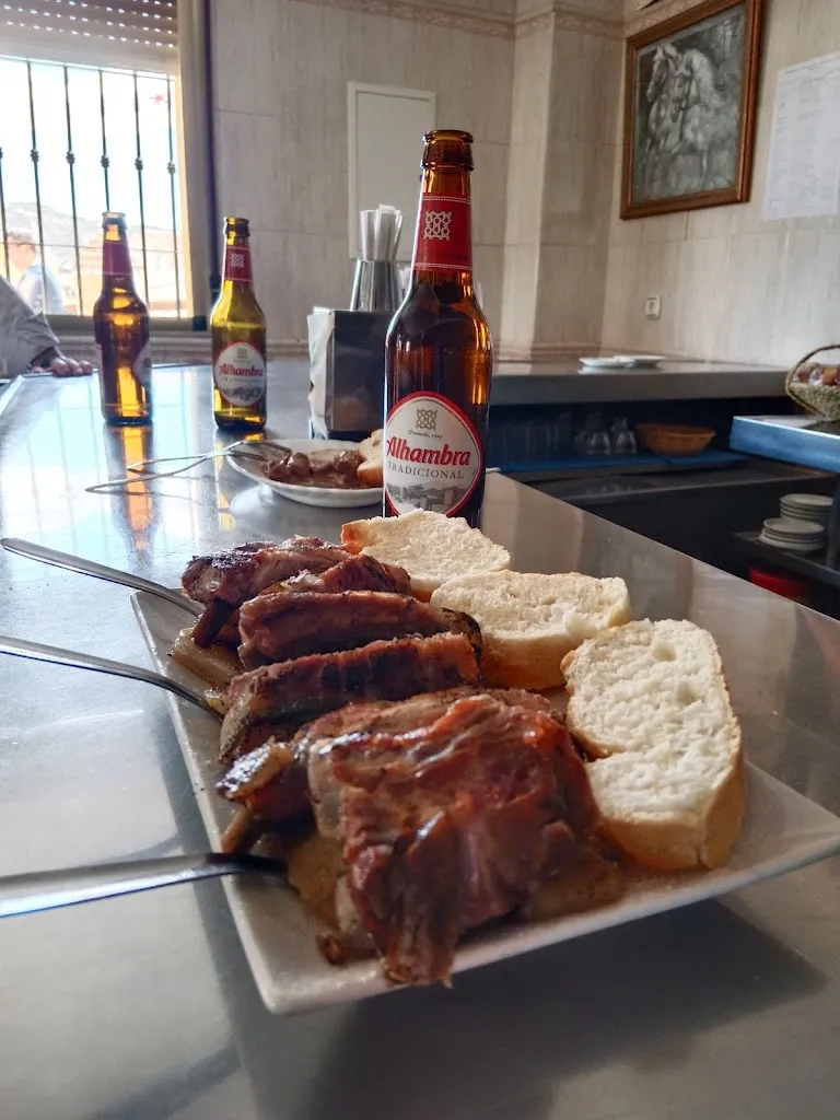 Bar los Cazadores restaurant in Villanueva de las Torres