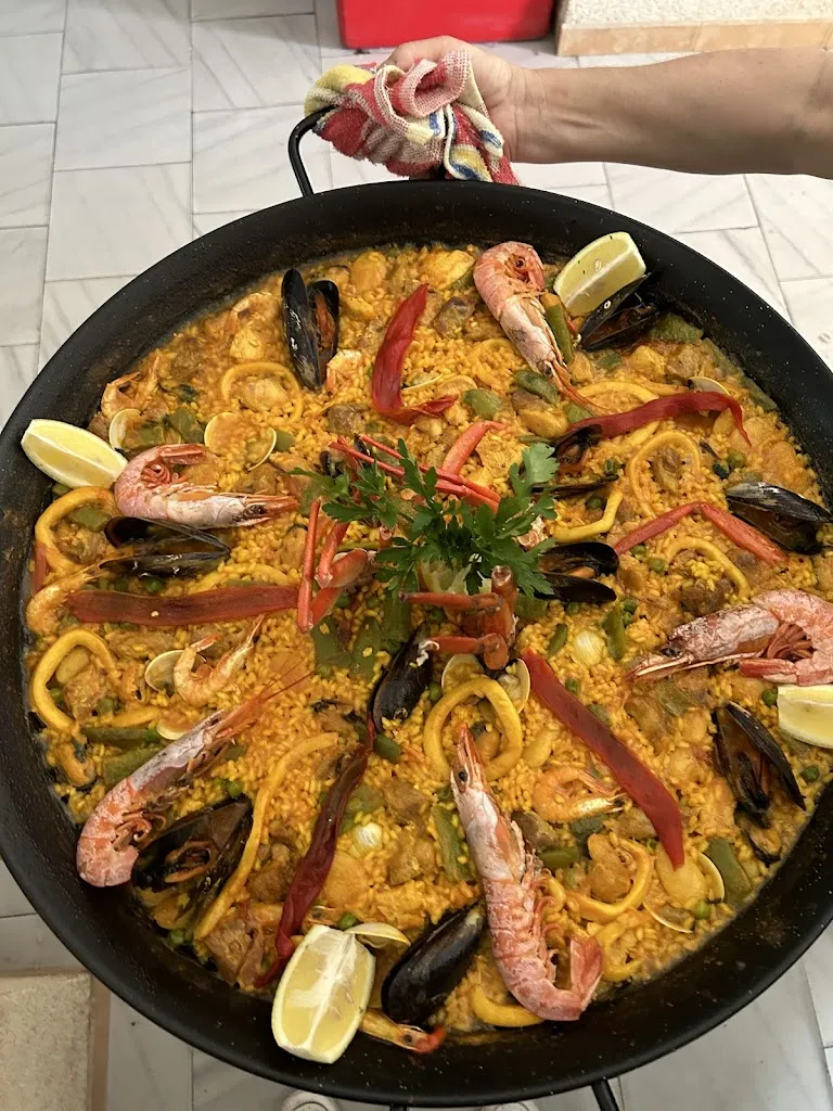 Menu_Bar Martinez_Villanueva de las Torres_image_5