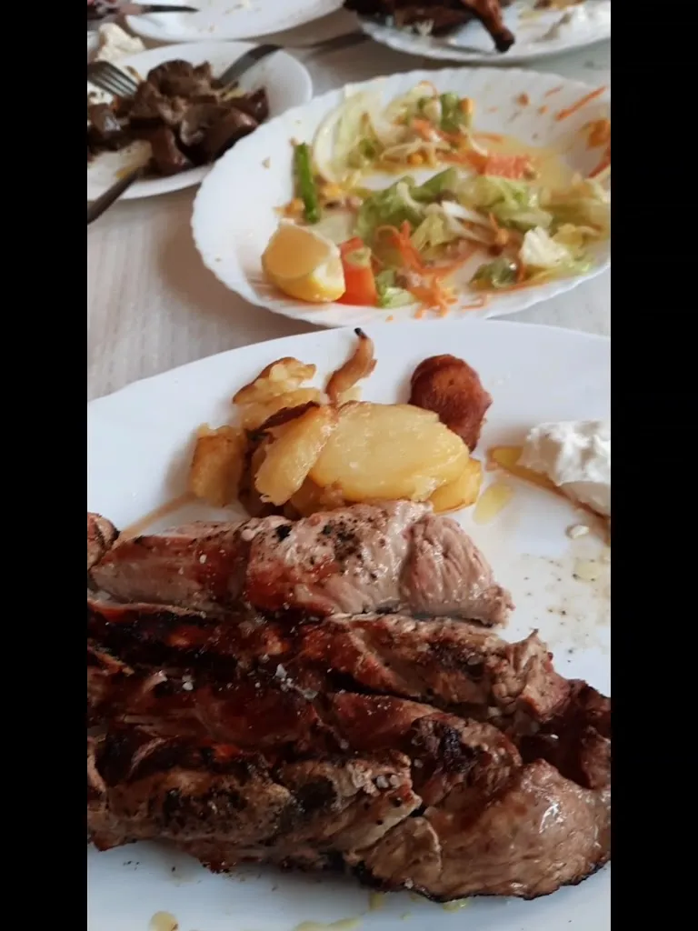 Bernardo Restaurante restaurant in Ventas de Huelma