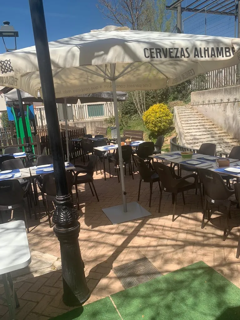 Kiosko Parque de Víznar_Víznar_slider_image_1