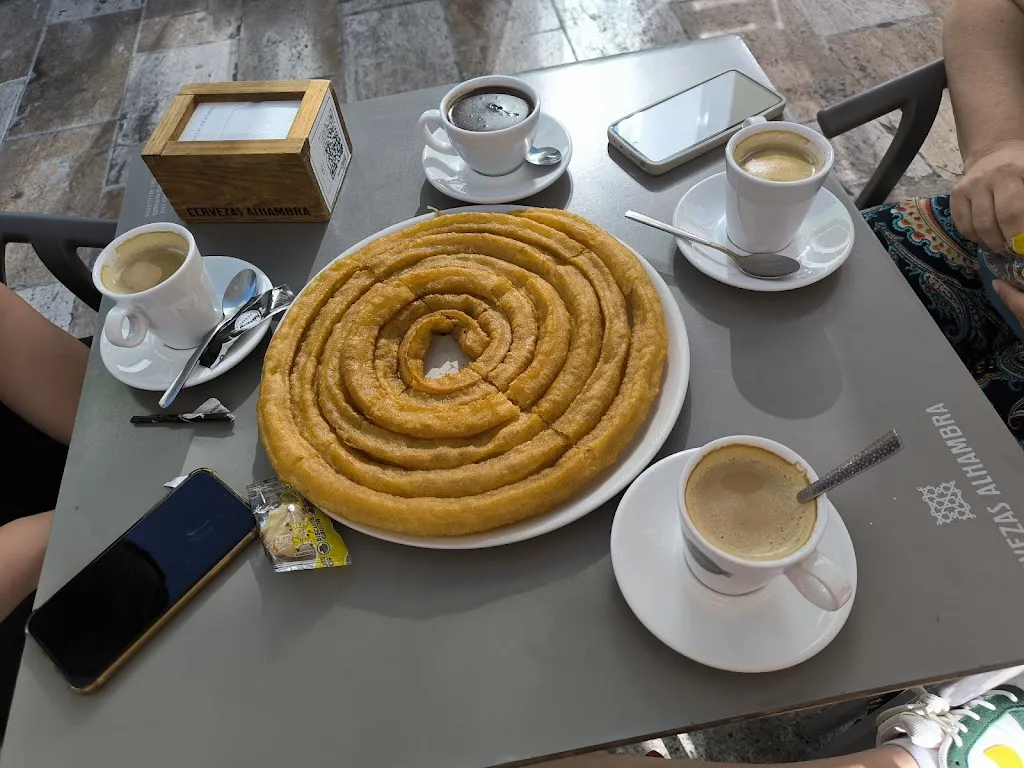 Thivany's Bar & Grill_Vélez de Benaudalla_slider_image_3