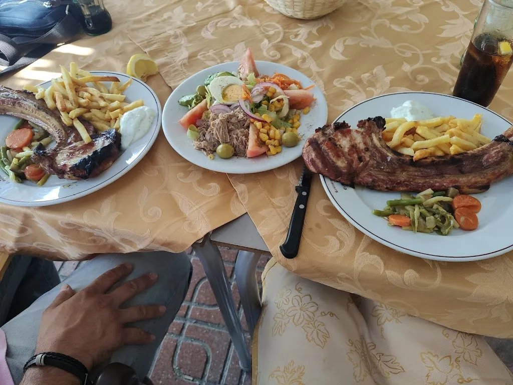 Menu_Restaurante Bar El Surtidor_Vélez de Benaudalla_image_5