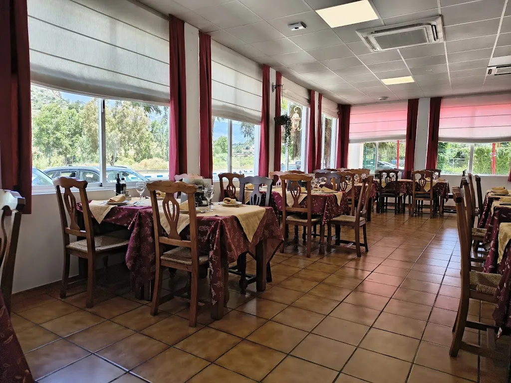 Restaurante Bar El Surtidor ristorante a Vélez de Benaudalla