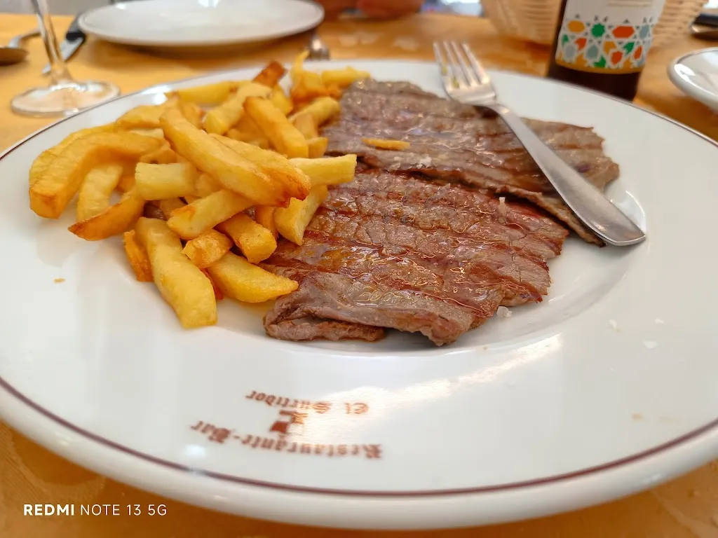 Restaurante Bar El Surtidor_Vélez de Benaudalla_slider_image_3