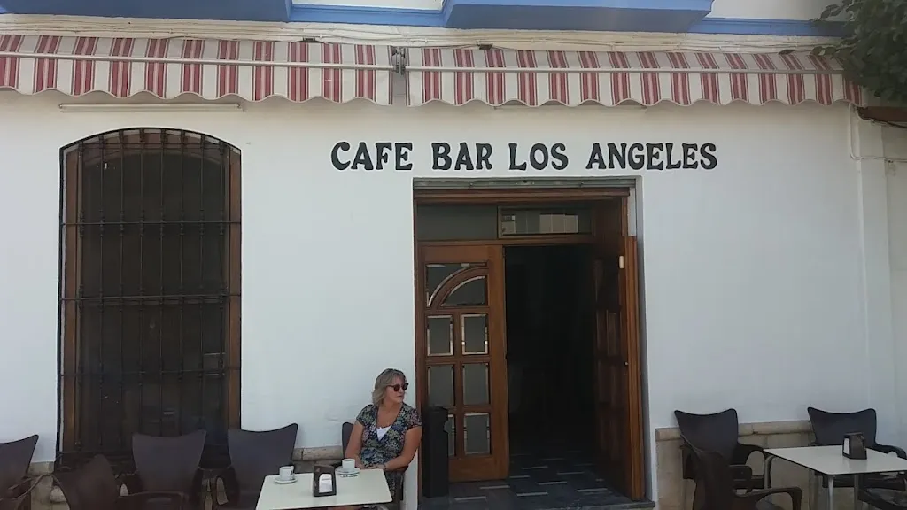 Bar Los Angeles ristorante a Vélez de Benaudalla