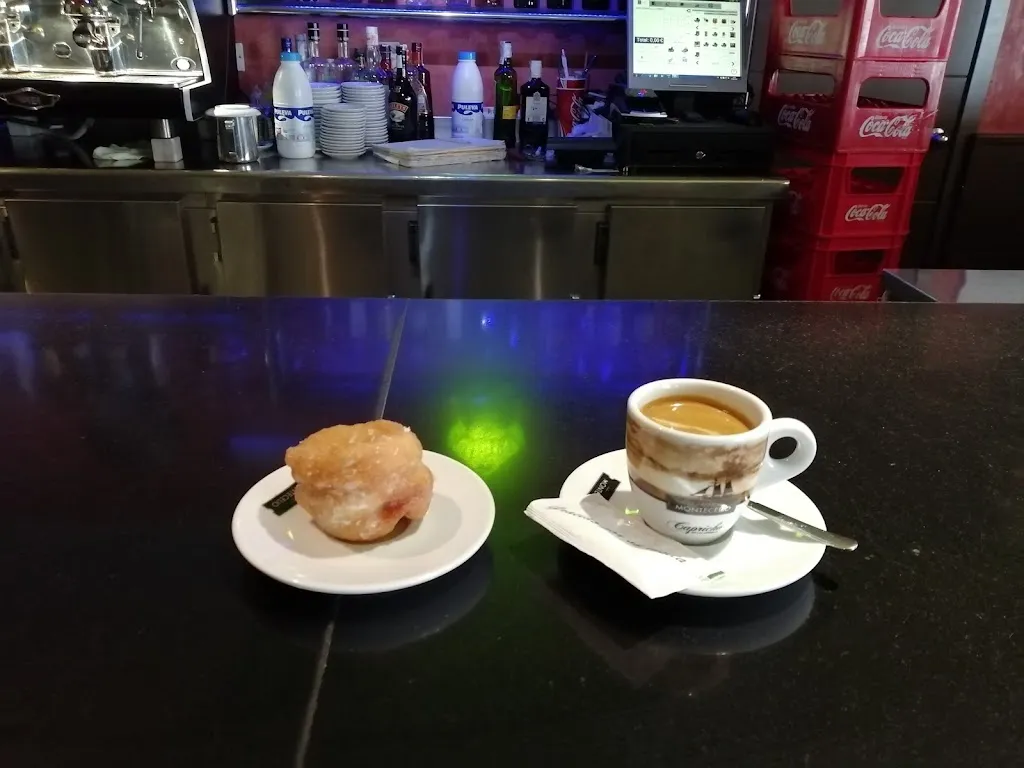 Menu_Bar Olivo_Vélez de Benaudalla_immagine_6