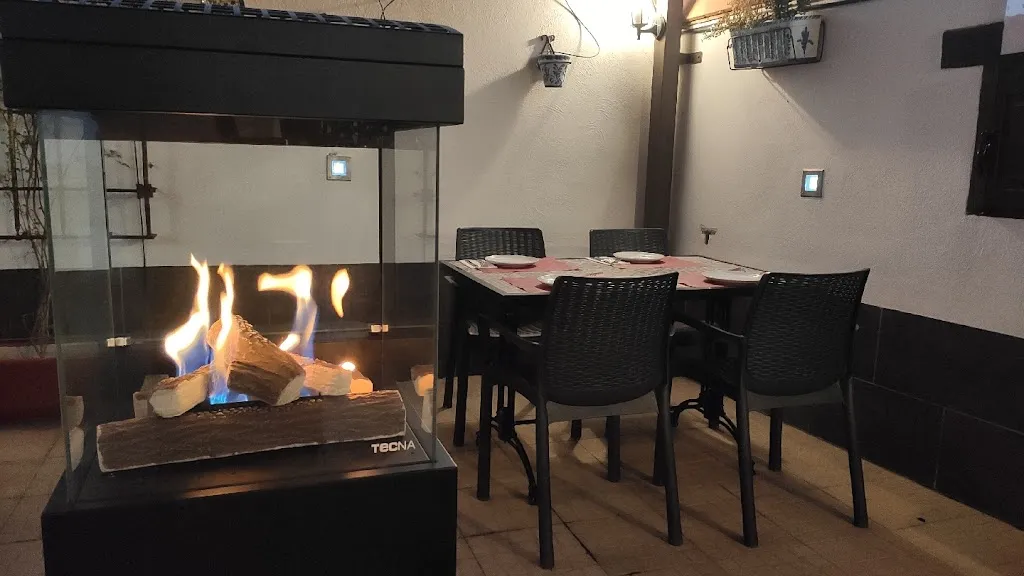 Restaurante LA CAYENA_Zubia La_slider_image_1