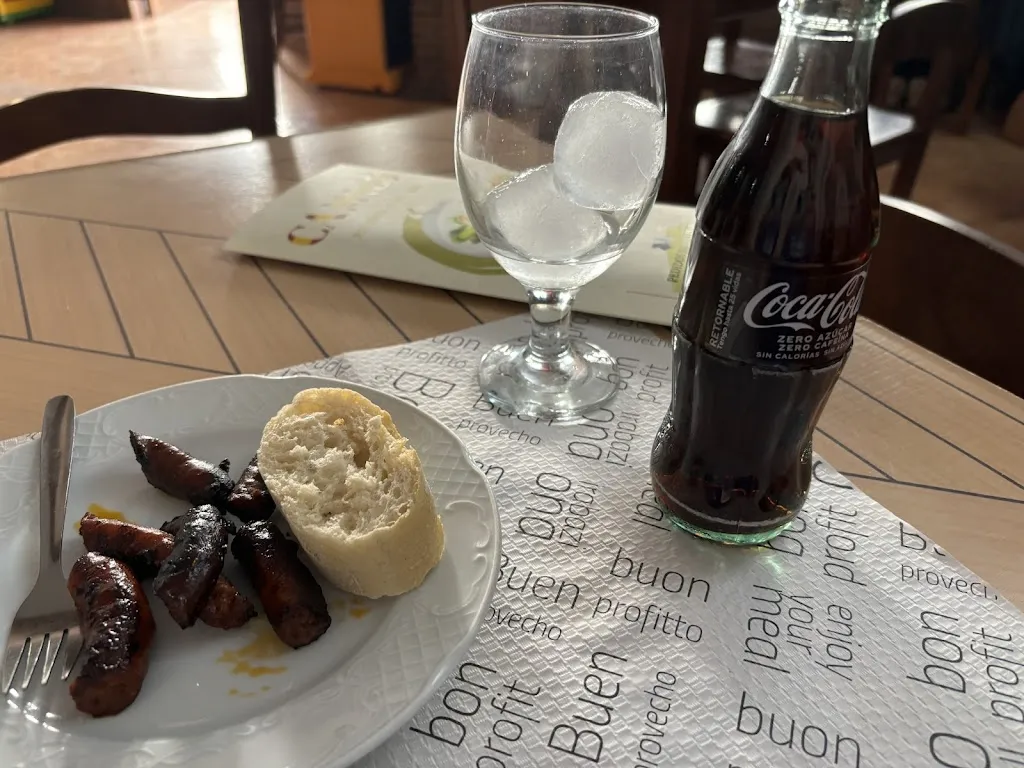 Menu_Café-Bar Camilo_Villanueva Mesía_image_9