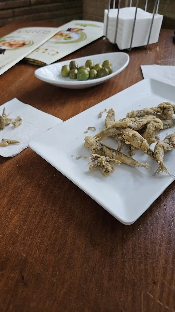 Jose Morillas_Café-Bar Camilo_Villanueva Mesía_review