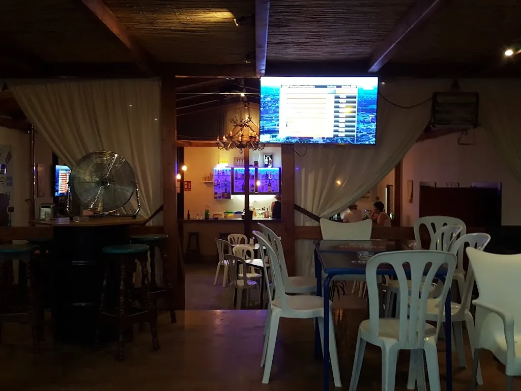 kokodrilo Pub restaurant in Villanueva Mesía