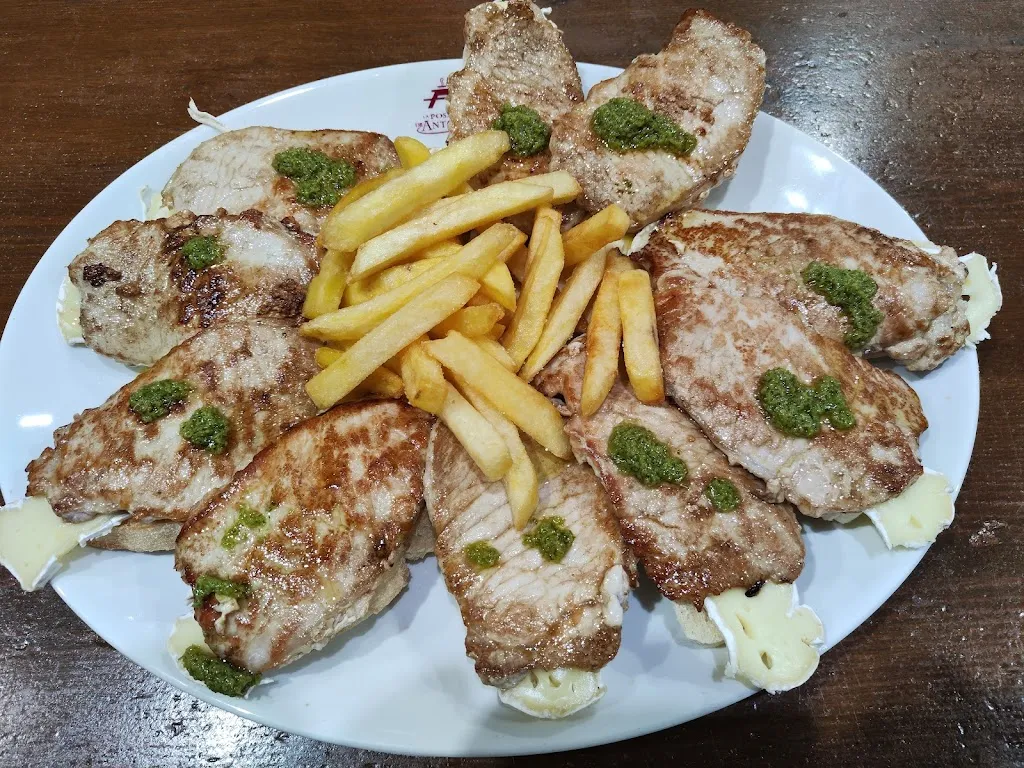 Cafe-Bar GAVINO_Villanueva Mesía_slider_image_2