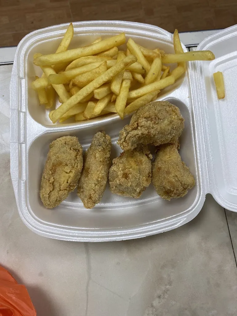 Menü_Cafeteria pizzeria vuestro kebab _Zafarraya_Bild_8