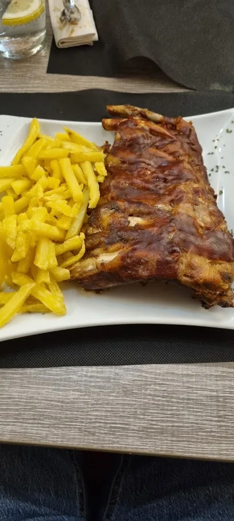 Menu_Restaurante DCorazon_Adobes_image_9