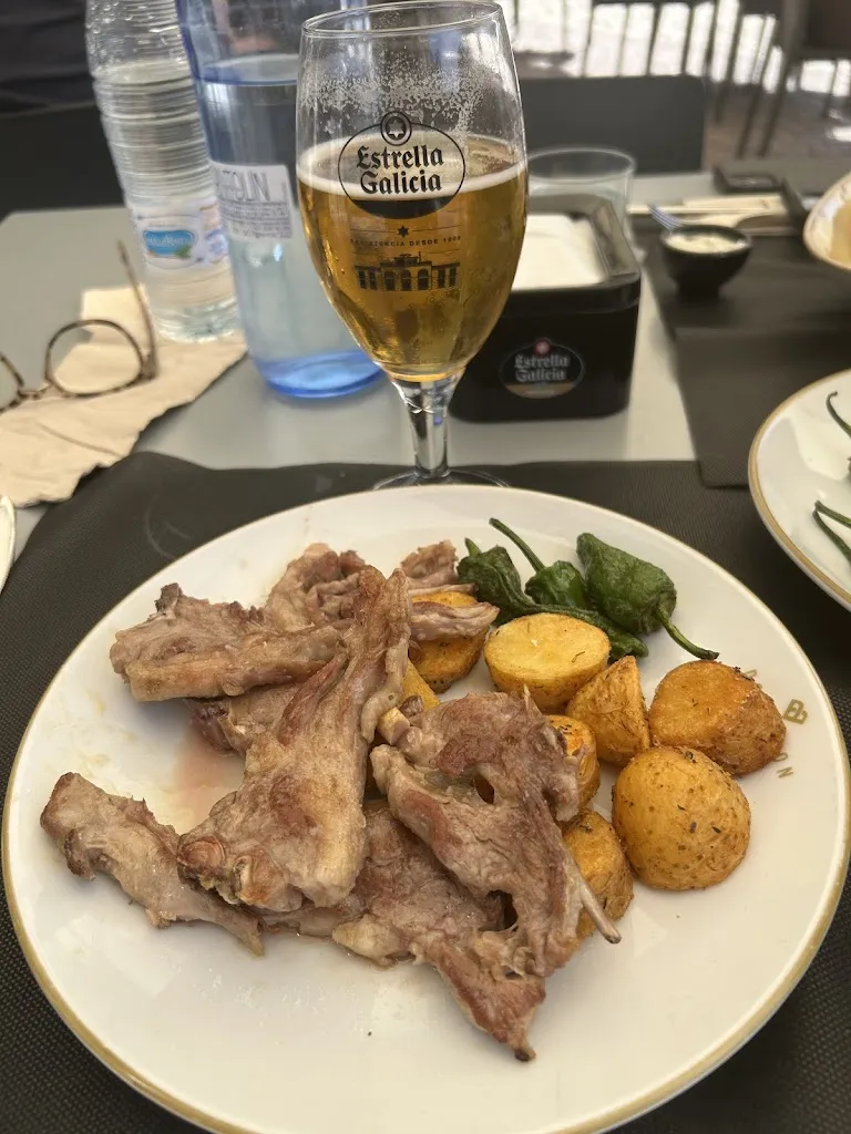 Troy Darwin_Restaurante DCorazon_Adobes_review