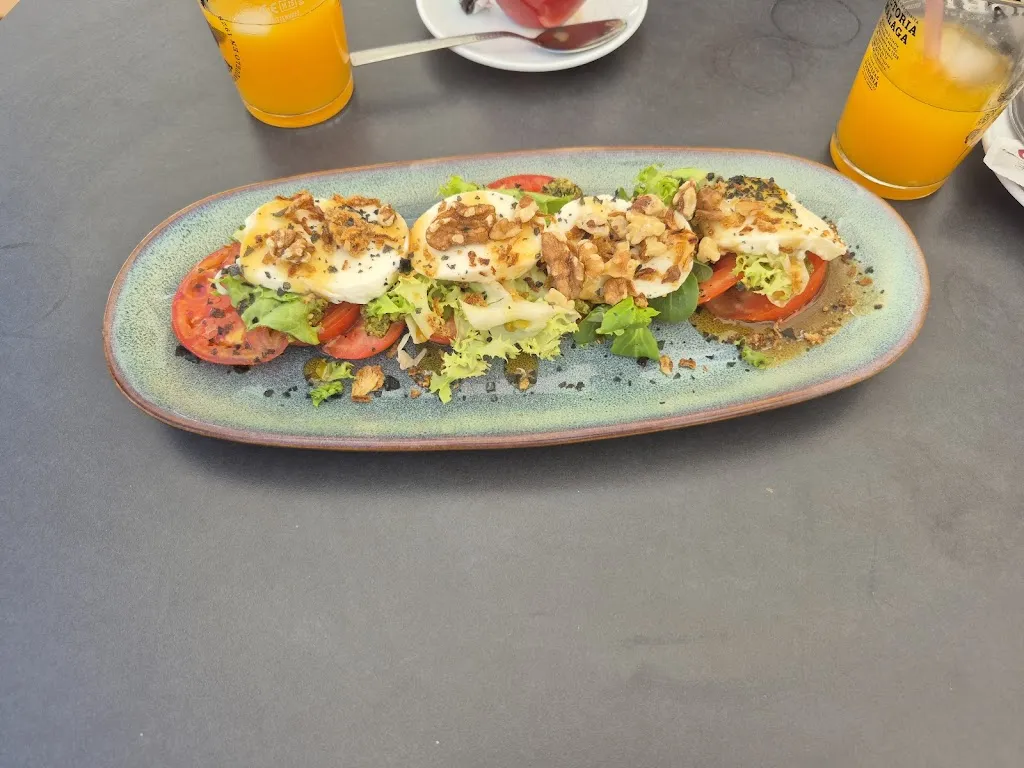 Anastasiia Boiko _Entre Ascuas & La Roca trattoria Gastrobar_Ablanque_review