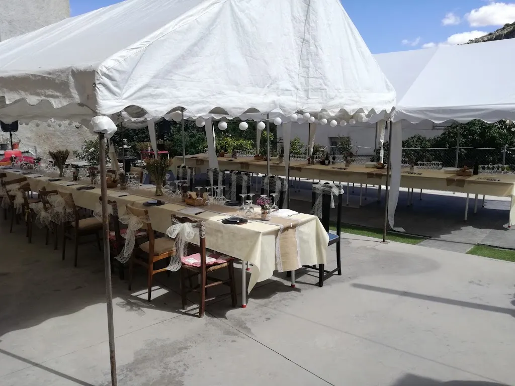 Bar Restaurante Carlos_Algar de Mesa_slider_image_1