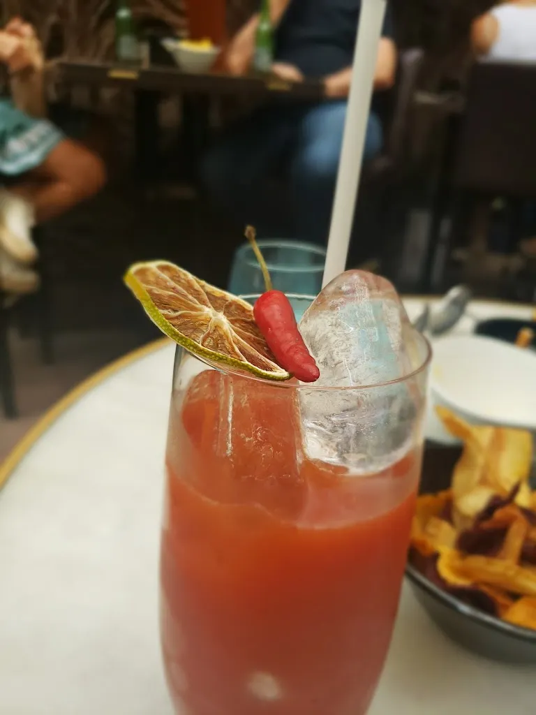 Menu_Restaurante YOUNIQUE Arts Club_Alique_image_7