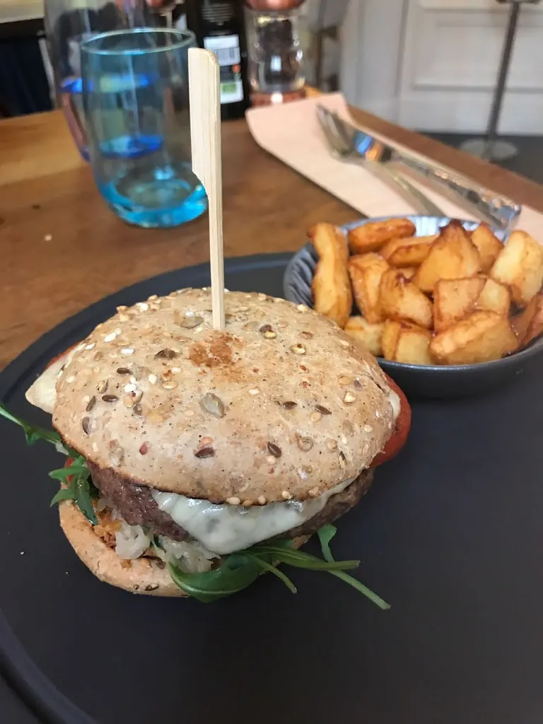 Menu_Restaurante YOUNIQUE Arts Club_Alique_image_8