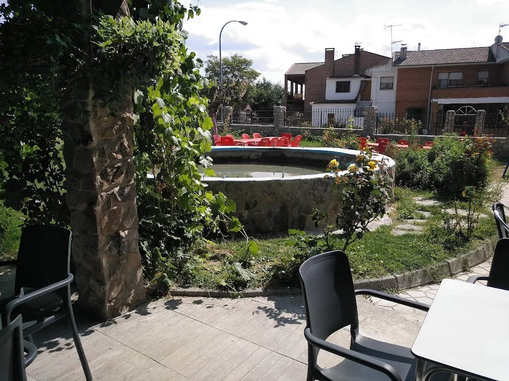 RESTAURANTE PADRINO 2002 S.L._Almoguera_slider_image_3