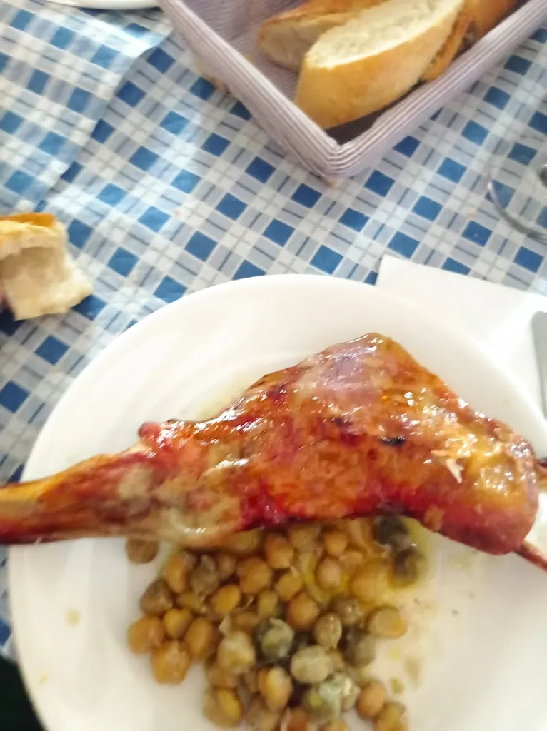 Alejandro Corrales_Restaurante Mambrú_Armallones_recensione