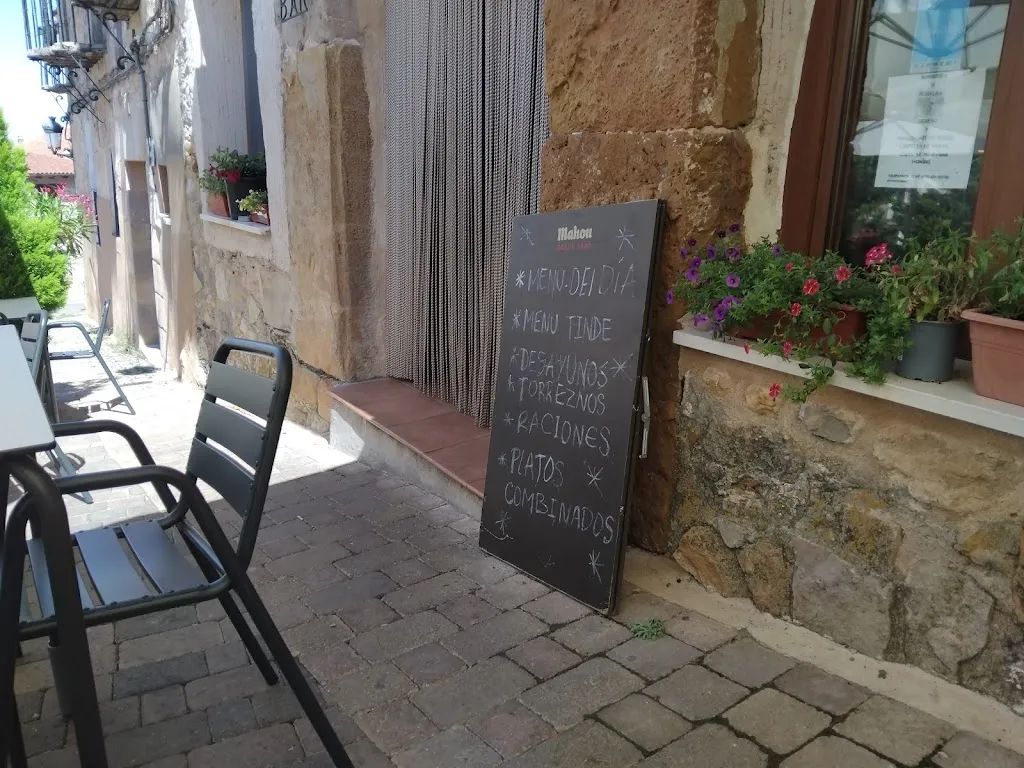 Walkercin Allthing_Restaurante Asador 