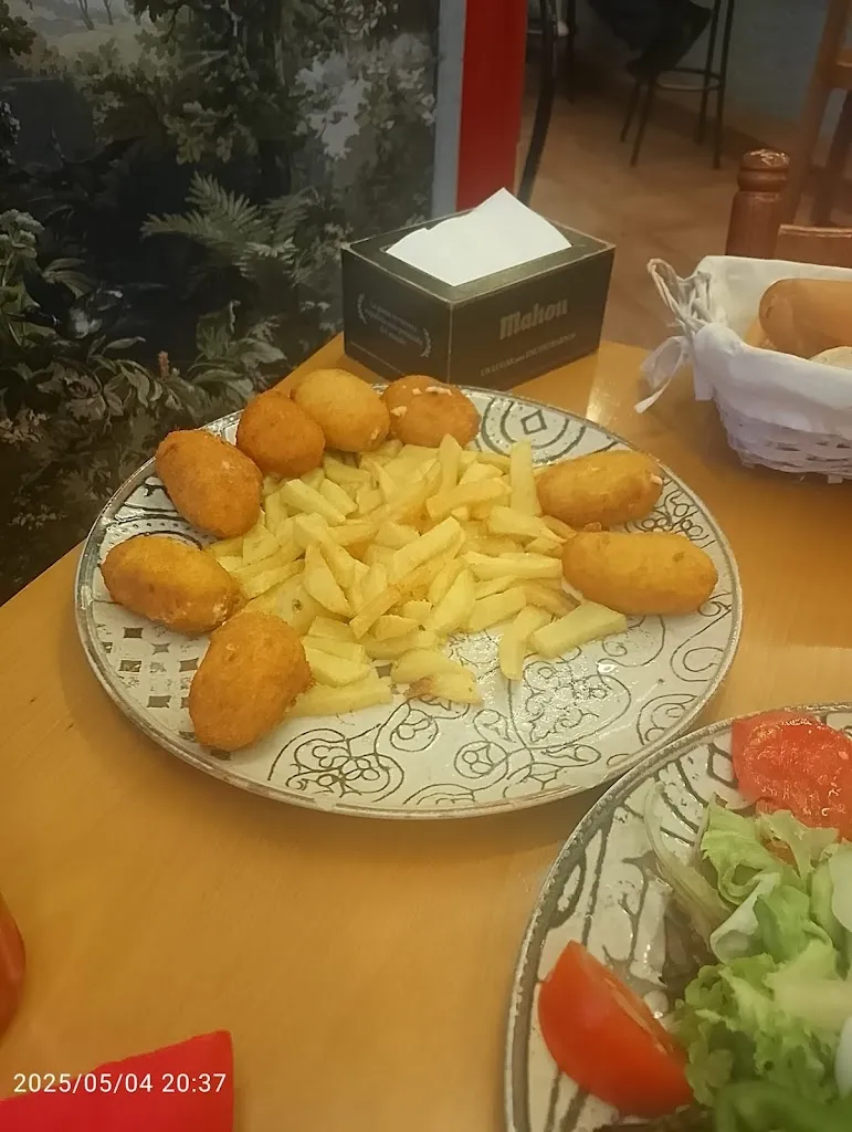 elisa rodriguez molina_EL NUEVO PORTON 2 II_Alovera_review