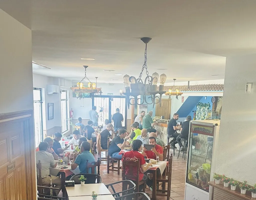 Los Martínez restaurant in Alovera