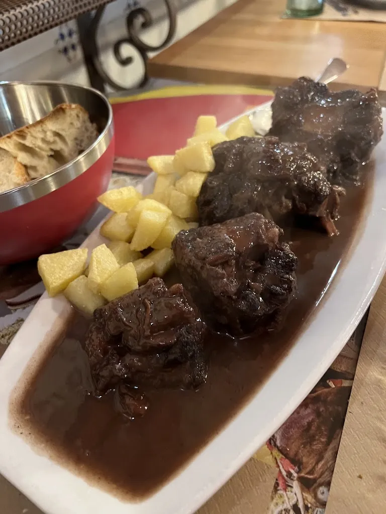 La Taberna de Juan Pablo_Alovera_slider_image_2