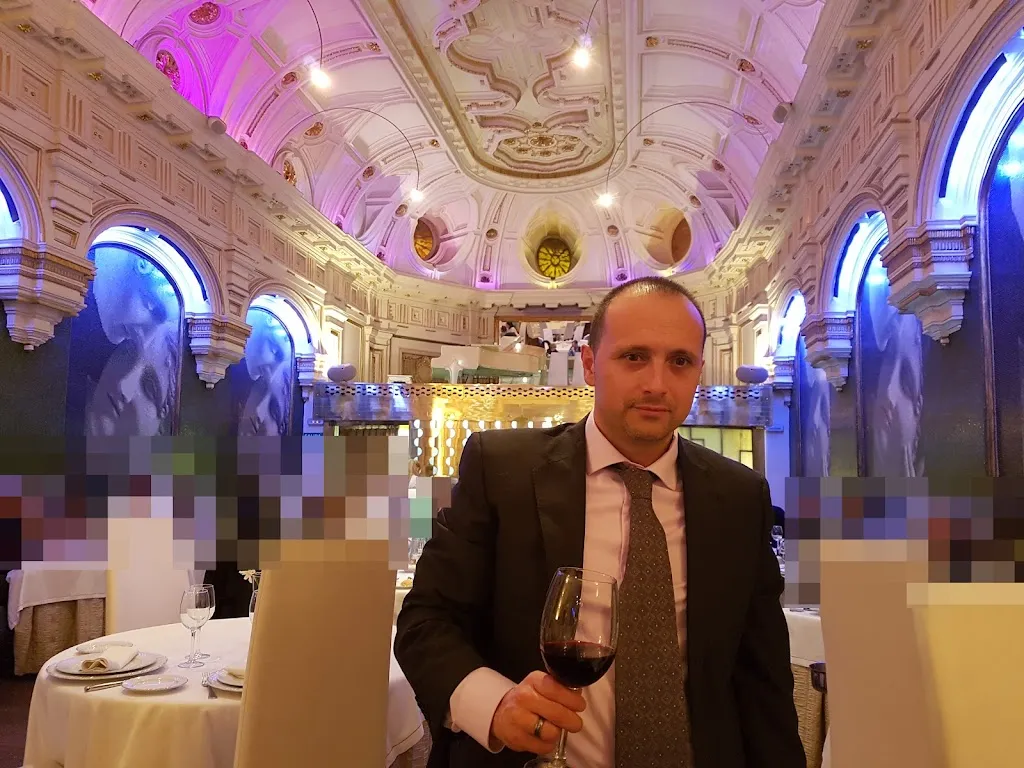 Guillermo Davó López, Cruncher_La Capilla De La Bolsa_Capela A_recensione